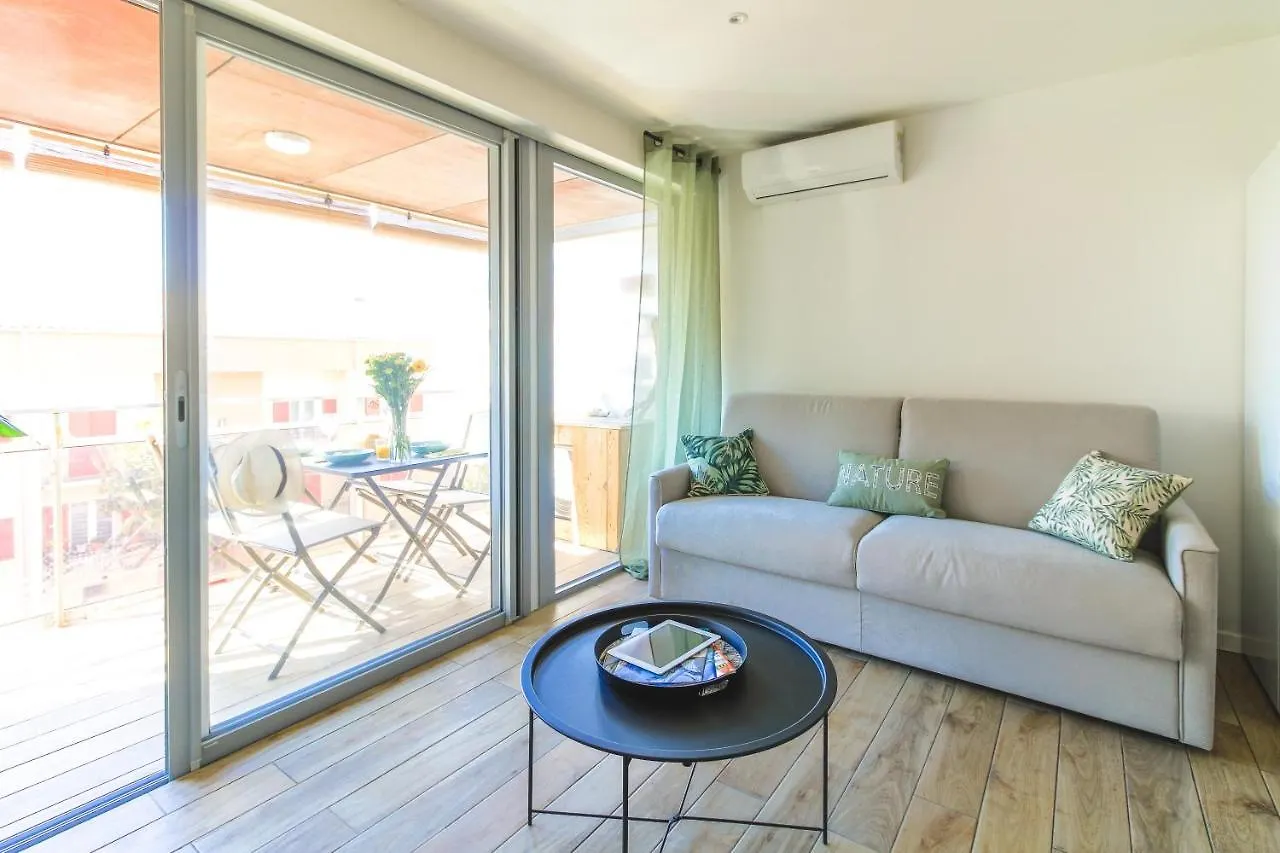 Apartment Select'Sohome - Appartement Renove Au Coeur Du Centre-Ville Du Lavandou - A Proximite Des Plages Et Commerces - Gaia Le Lavandou France