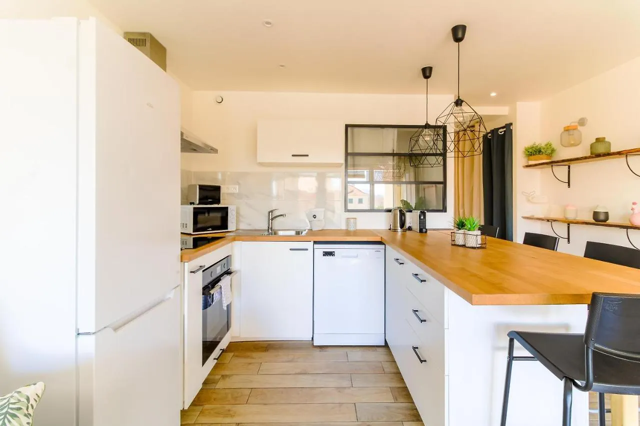 Select'Sohome - Appartement Renove Au Coeur Du Centre-Ville Du Lavandou - A Proximite Des Plages Et Commerces - Gaia Le Lavandou Frankrike